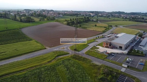 terreno edificabile in vendita a Pozzolengo