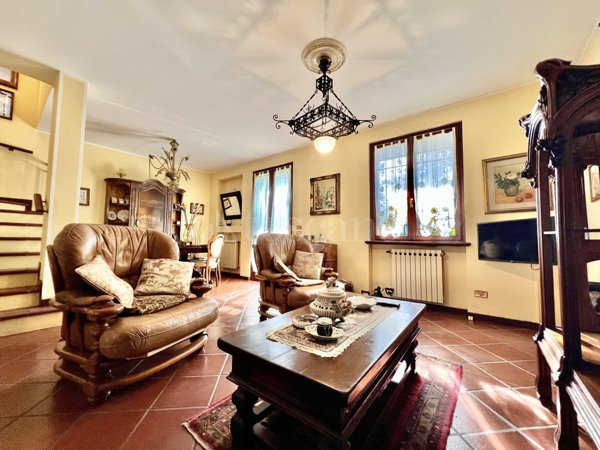 casa indipendente in vendita a Pozzolengo