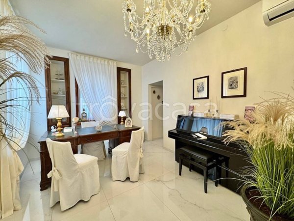casa indipendente in vendita a Pozzolengo