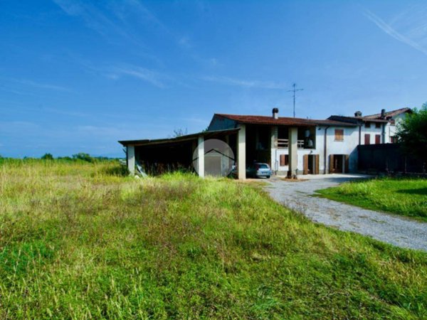 casa indipendente in vendita a Pozzolengo