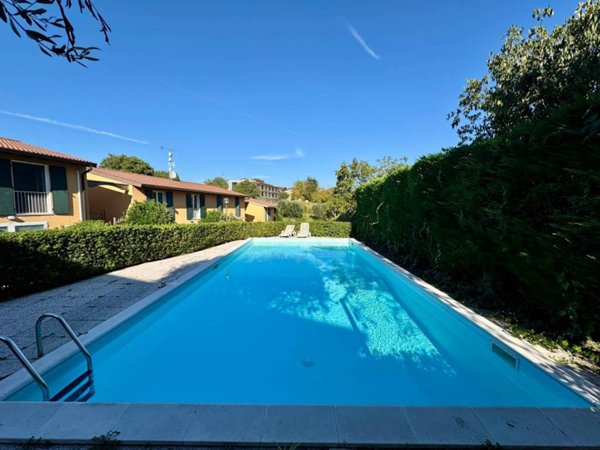 casa indipendente in vendita a Pozzolengo