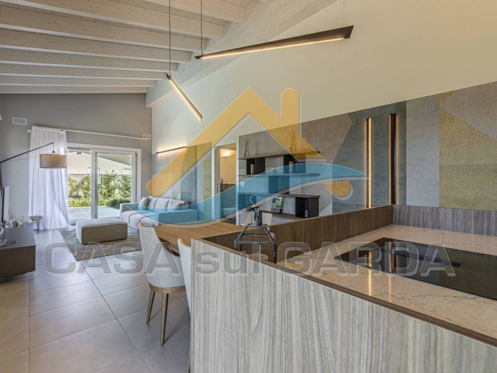 casa indipendente in vendita a Pozzolengo