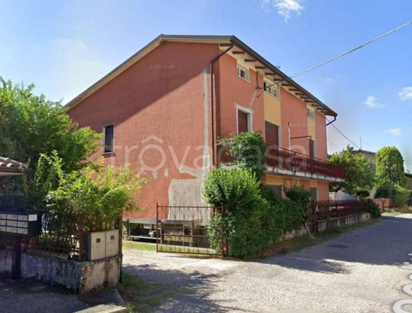 casa indipendente in vendita a Pozzolengo