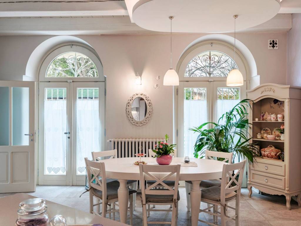 casa indipendente in vendita a Pozzolengo