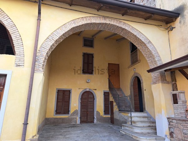 casale in vendita a Pozzolengo