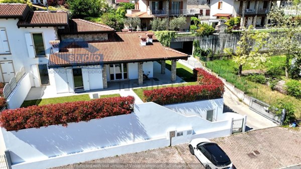 casa indipendente in vendita a Pozzolengo