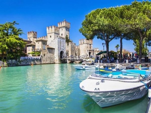 casale in vendita a Pozzolengo