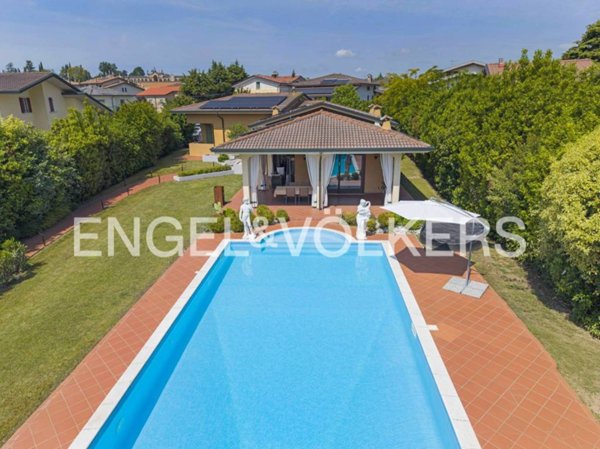 casa indipendente in vendita a Pozzolengo