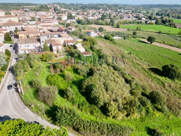 terreno edificabile in vendita a Pozzolengo
