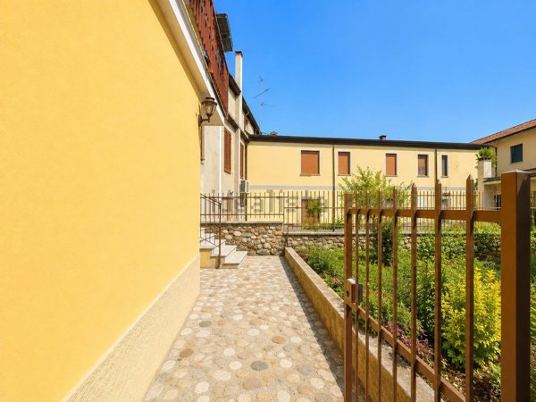 appartamento in vendita a Pozzolengo