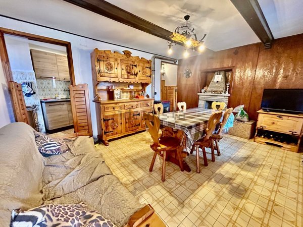 casa indipendente in vendita a Ceres