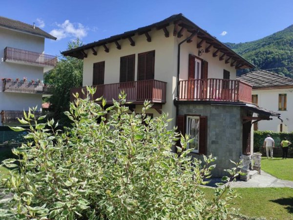 casa indipendente in vendita a Ceres