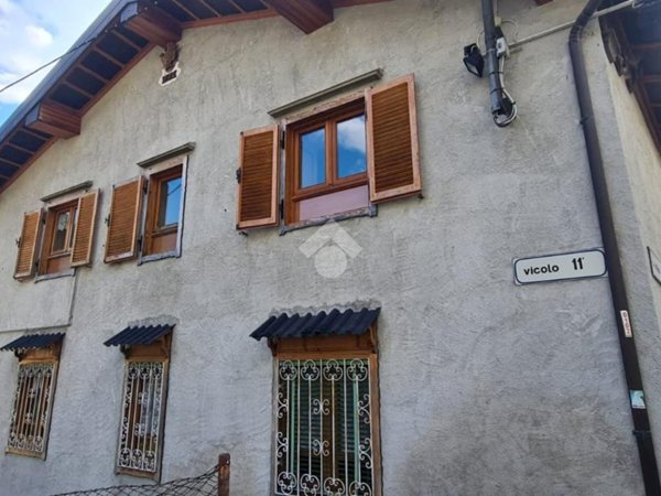 casa indipendente in vendita a Ceres