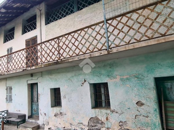 casale in vendita a Ceres