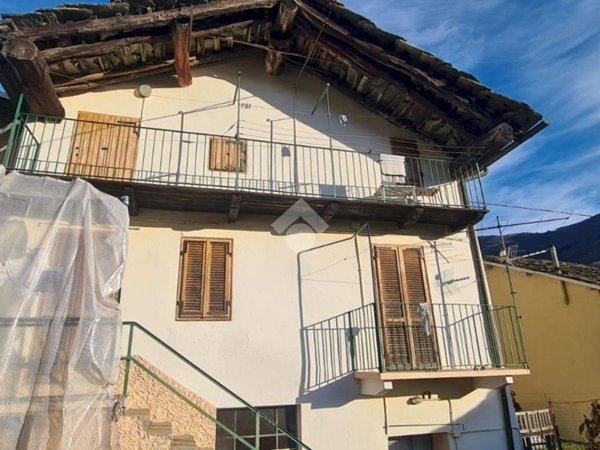 casa indipendente in vendita a Ceres