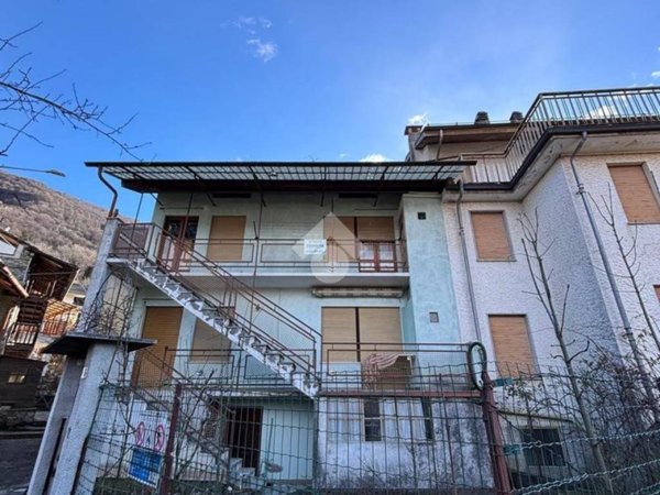 casa indipendente in vendita a Ceres