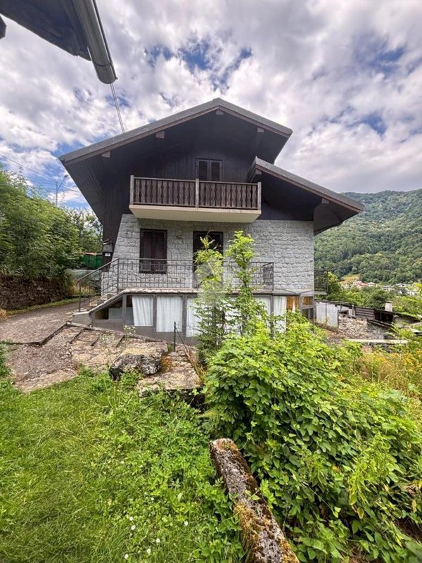 casa semindipendente in vendita a Ceres