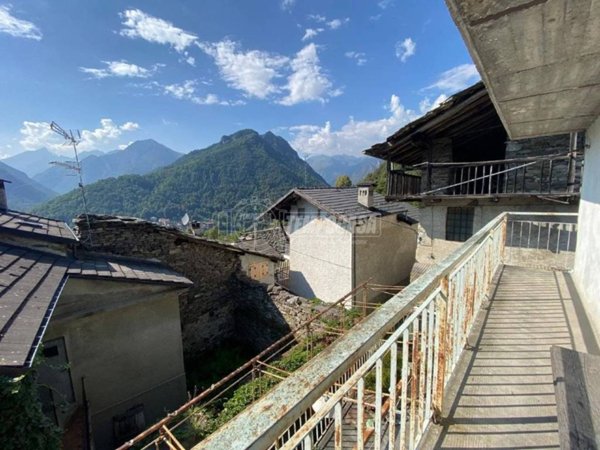 casa indipendente in vendita a Ceres