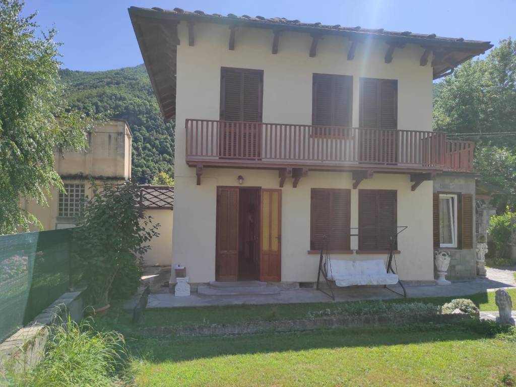 casa indipendente in vendita a Ceres