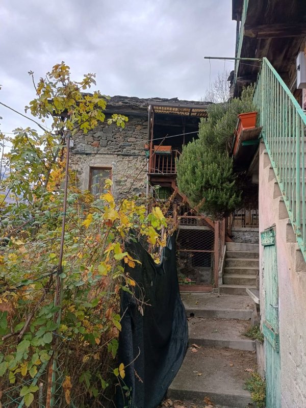 casa indipendente in vendita a Ceres