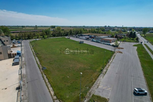 terreno edificabile in vendita a Pralboino