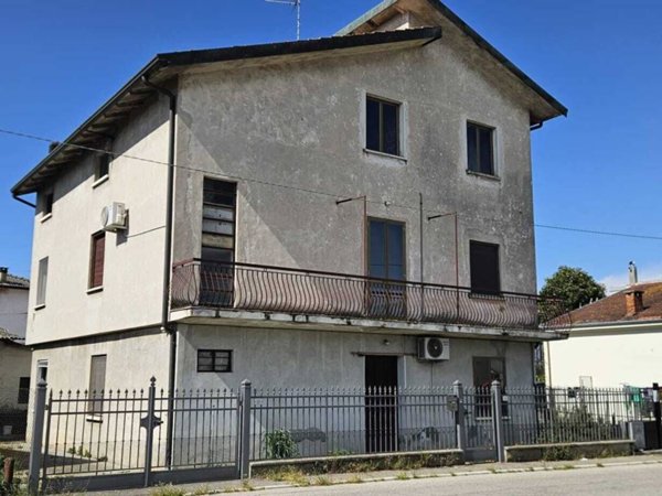 casa indipendente in vendita a Pralboino