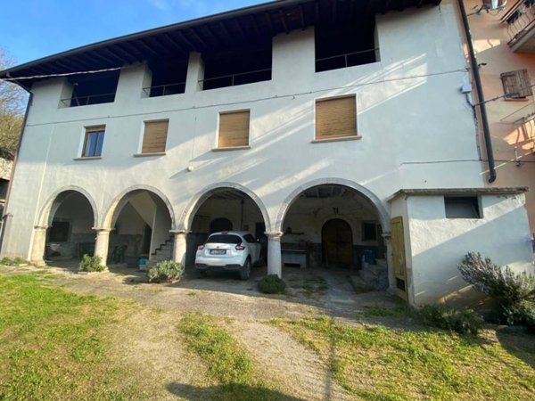 casa indipendente in vendita a Preseglie