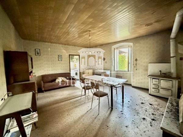 casale in vendita a Preseglie