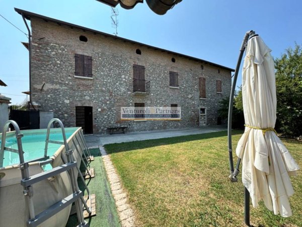 casa indipendente in vendita a Prevalle