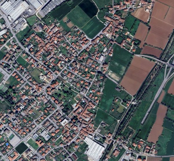locale di sgombero in vendita a Prevalle