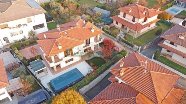 casa indipendente in vendita a Prevalle