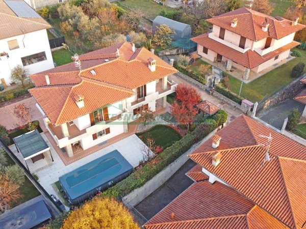 casa indipendente in vendita a Prevalle