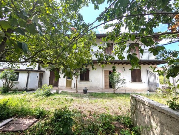 casa indipendente in vendita a Prevalle