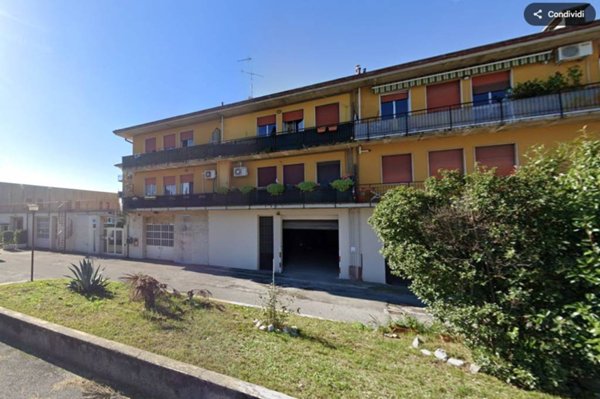 negozio in vendita a Prevalle