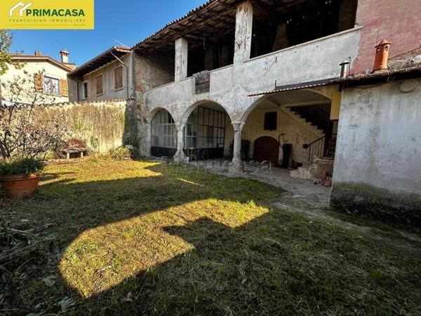 casa indipendente in vendita a Prevalle