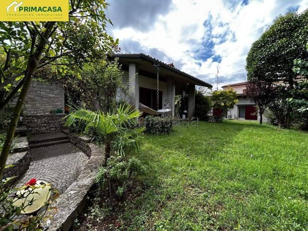 casa indipendente in vendita a Prevalle