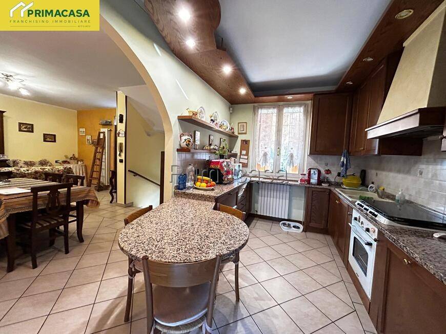 casa indipendente in vendita a Prevalle