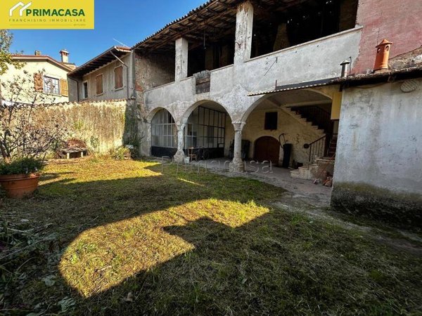 casa indipendente in vendita a Prevalle