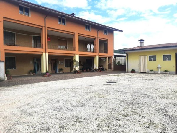 casa indipendente in vendita a Prevalle