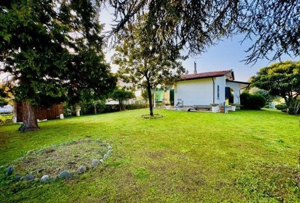 casa indipendente in vendita a Prevalle