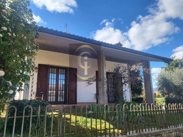 casa indipendente in vendita a Prevalle