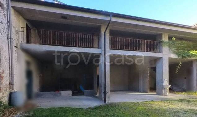casale in vendita a Prevalle