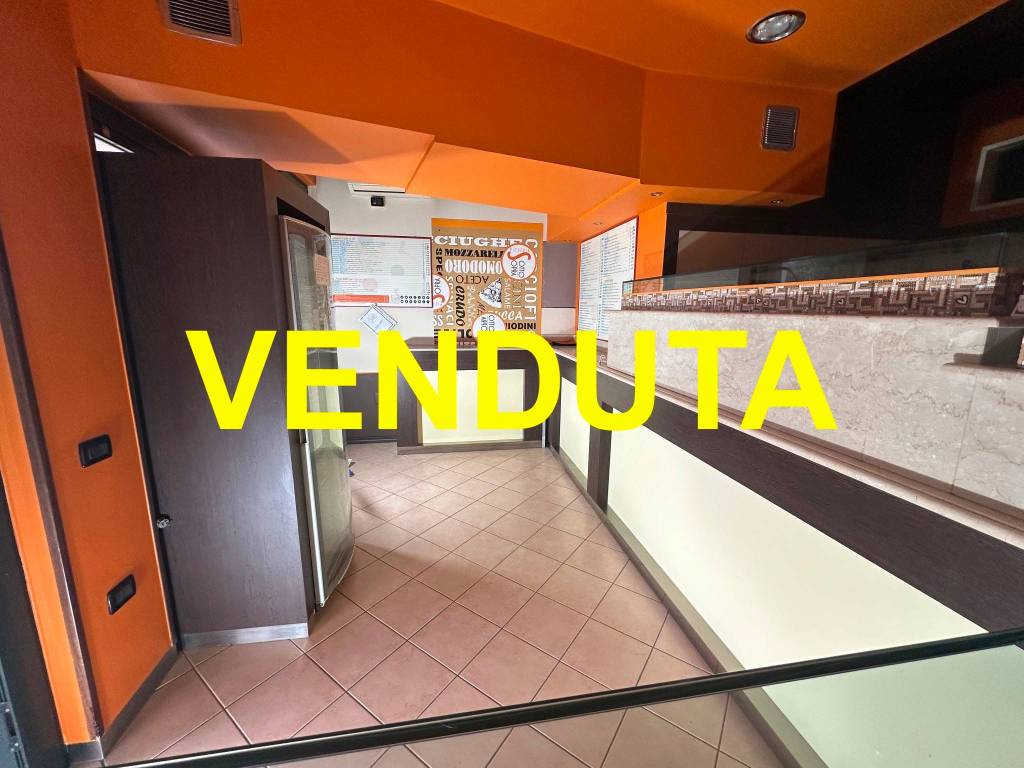 negozio in vendita a Prevalle