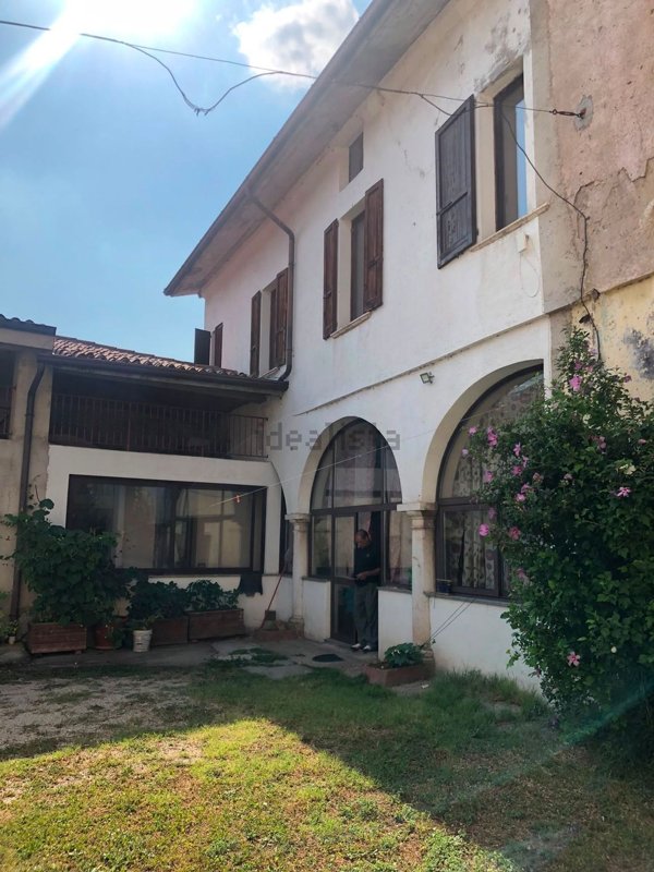 casa indipendente in vendita a Prevalle