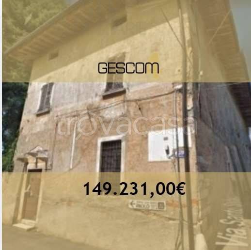 locale di sgombero in vendita a Prevalle