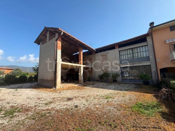 casa indipendente in vendita a Prevalle
