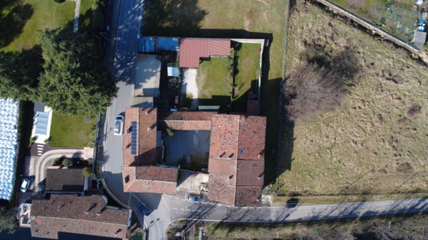 casa indipendente in vendita a Prevalle
