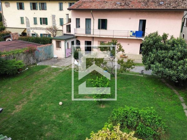casa indipendente in vendita a Prevalle