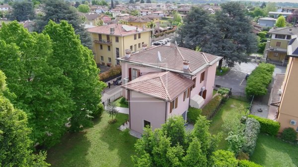 casa indipendente in vendita a Prevalle