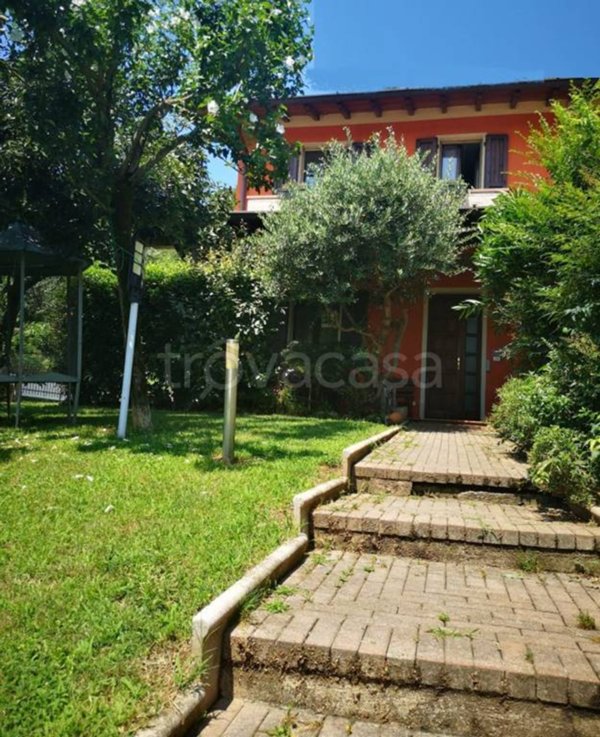 casa indipendente in vendita a Provaglio d'Iseo